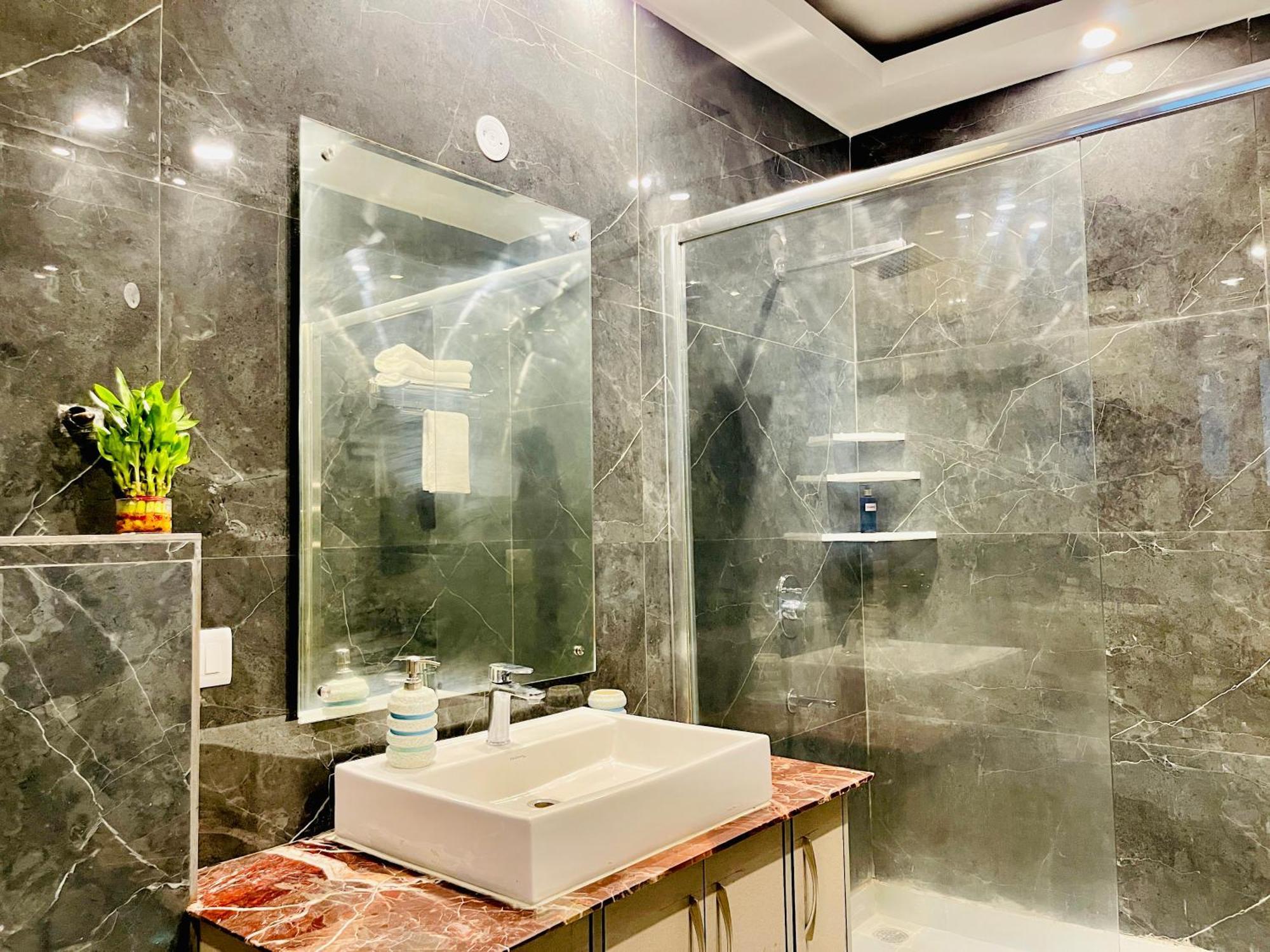 Bedchambers Serviced Apartments, South Extension * New Delhi