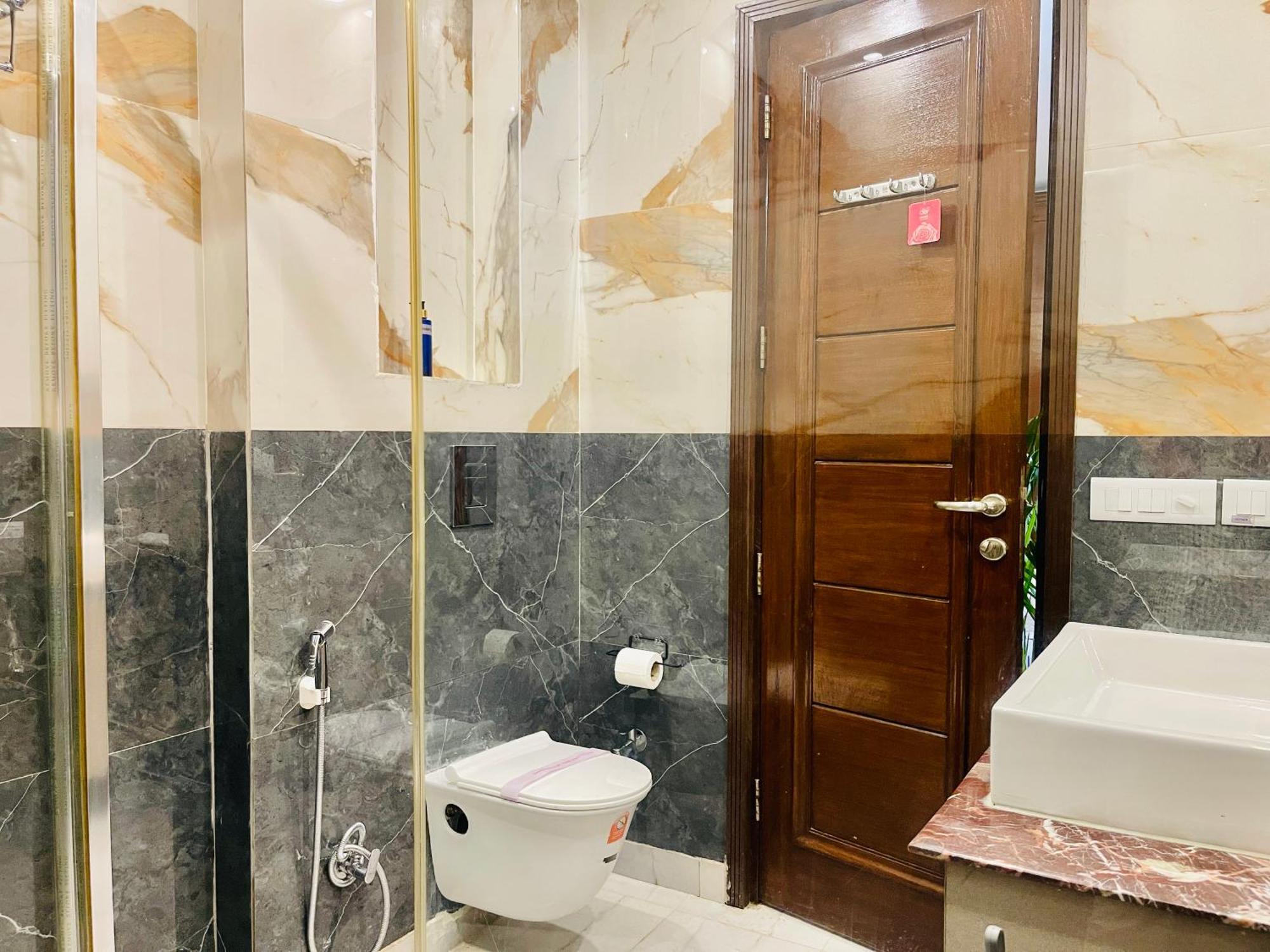 Apartment Bedchambers Serviced Apartments, South Extension New Delhi